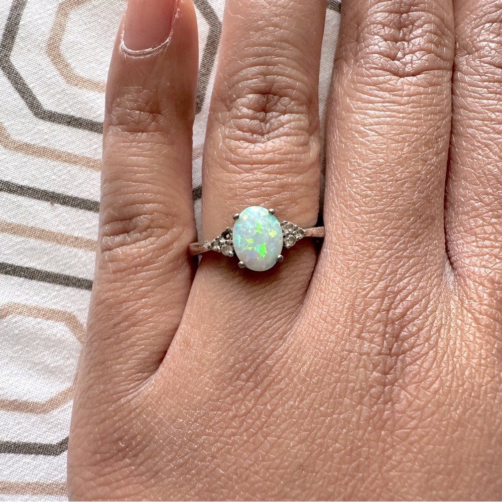 Fancime Opal Ring size 4